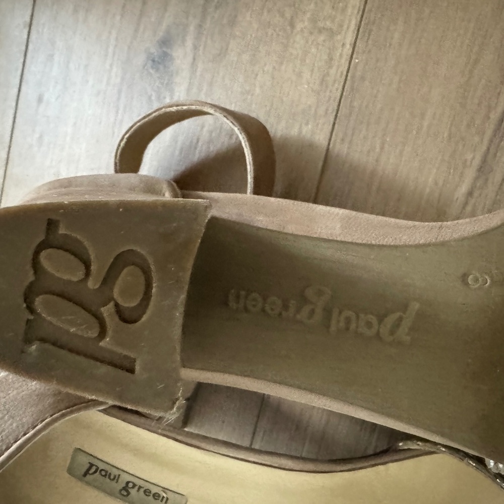 Paul Green Tan Pumps